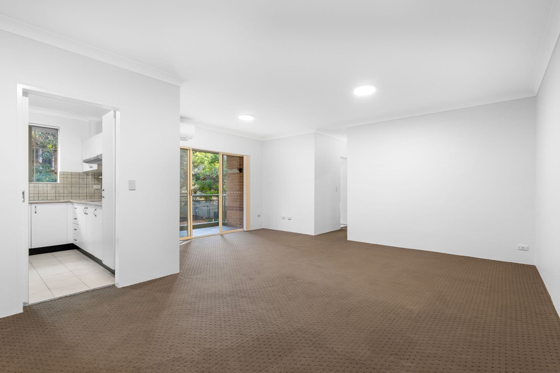 6/11-15 Sunnyside Avenue, Caringbah, NSW, 2229, Caringbah - Image 1