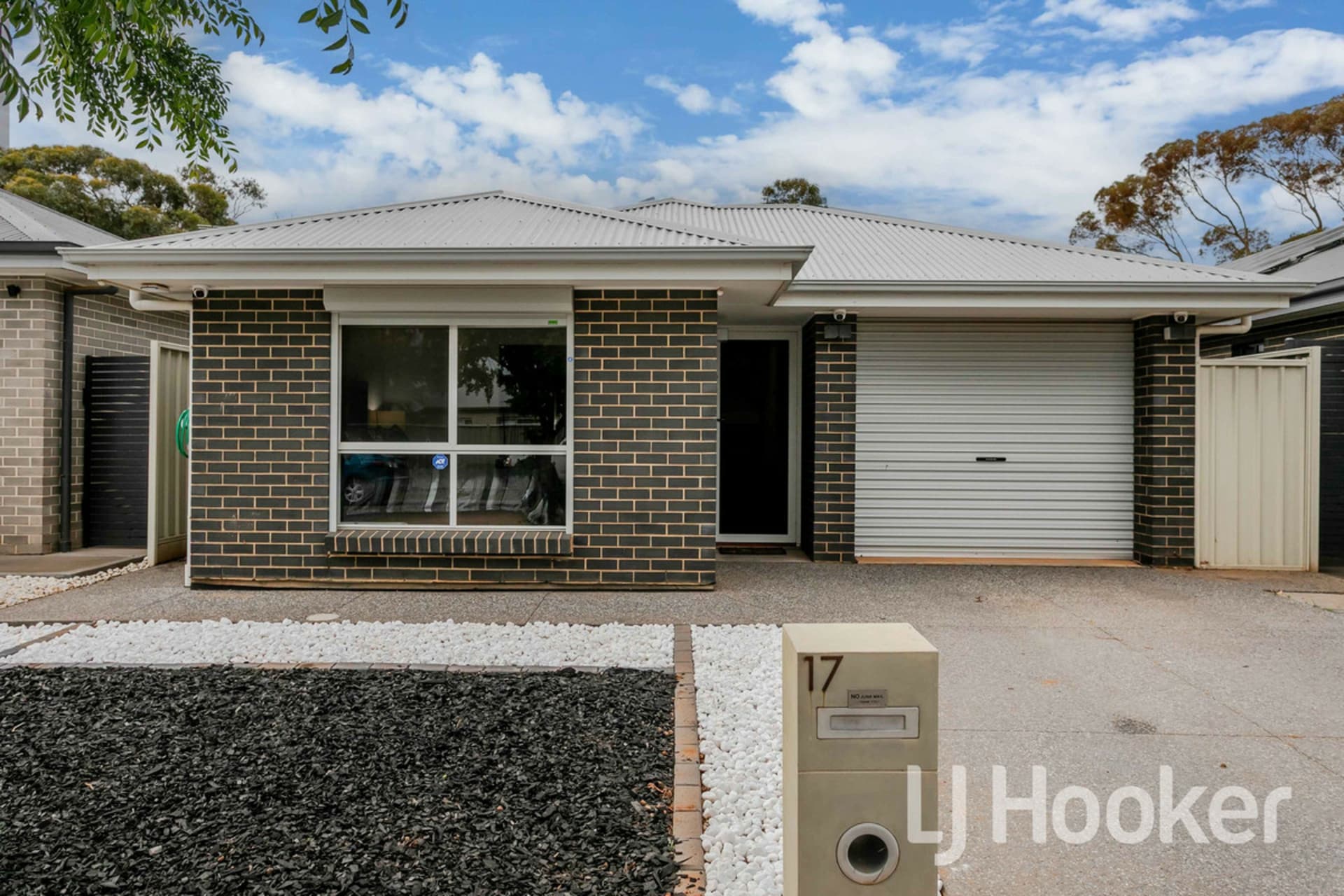 17 Catalonia Avenue, Munno Para West, Munno Para West - Image 1