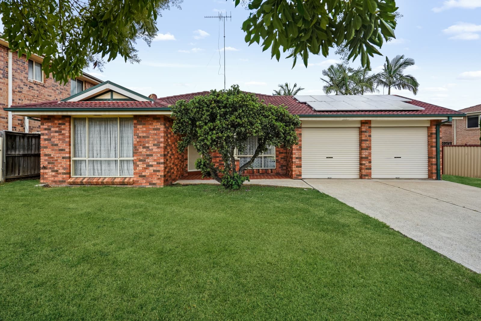 8 Bricketwood Drive,Woodcroft, Woodcroft - Image 1