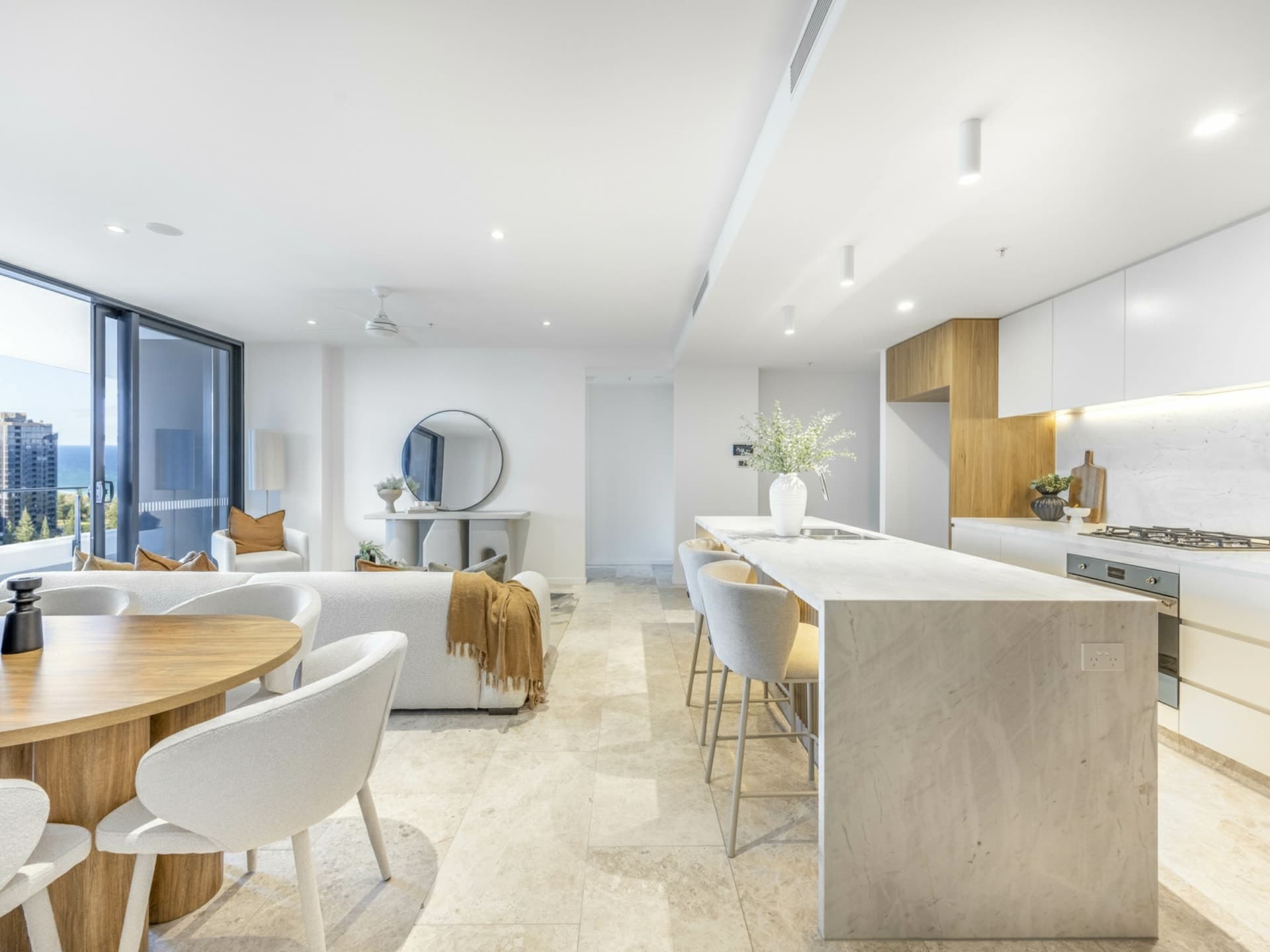 28 Alexandra Avenue, Mermaid Beach - Image 1