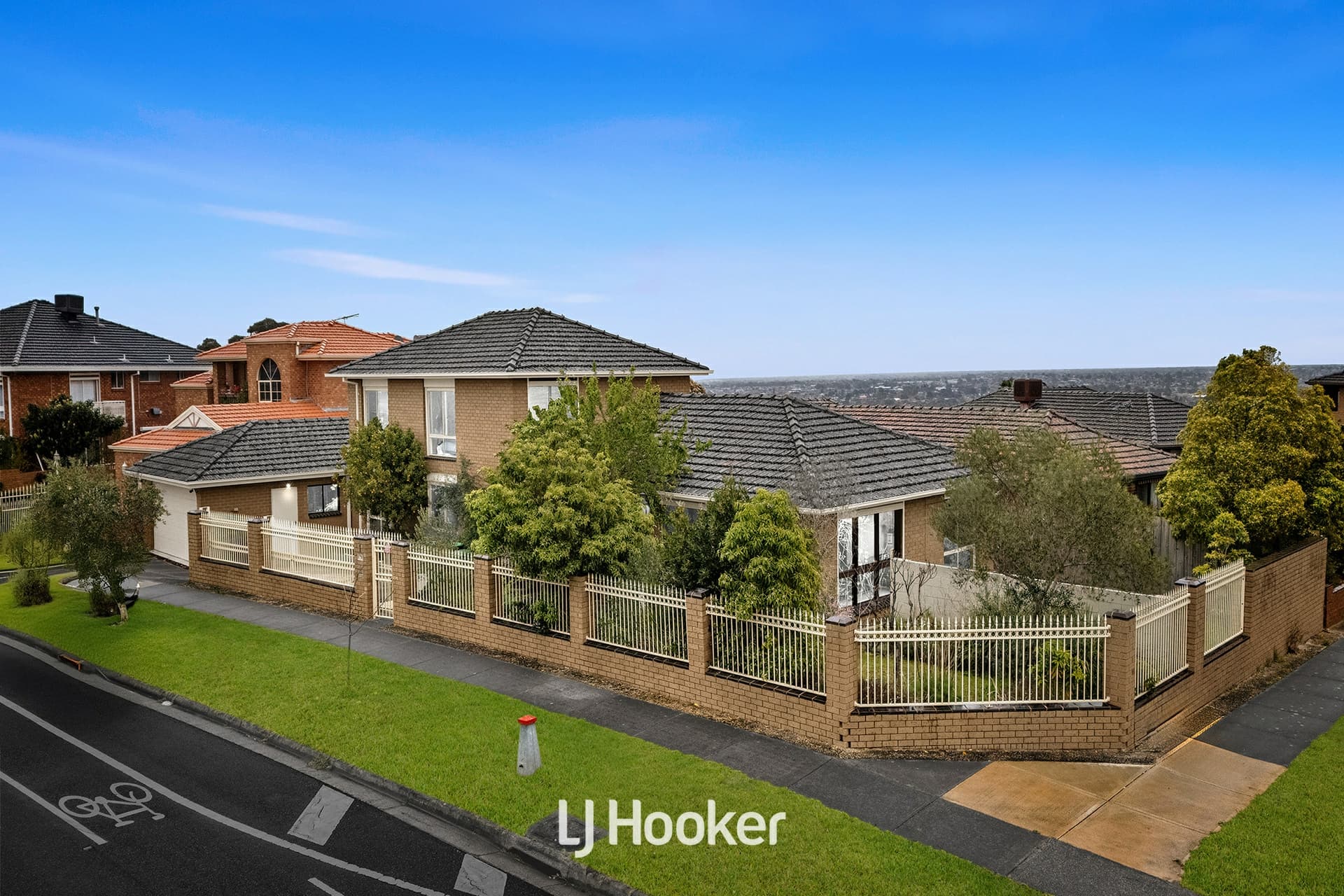 1 Gore Rise, Endeavour Hills, Endeavour Hills - Image 1