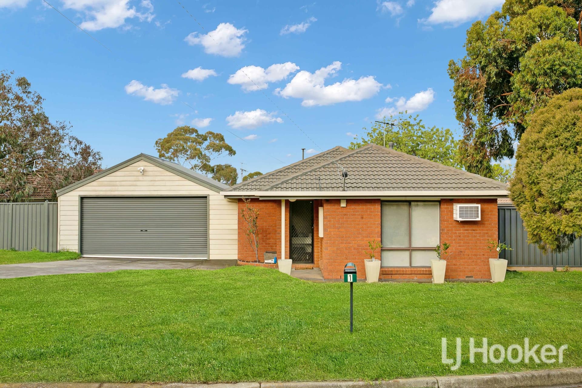 1 Hare Court, Darley, Darley - Image 1