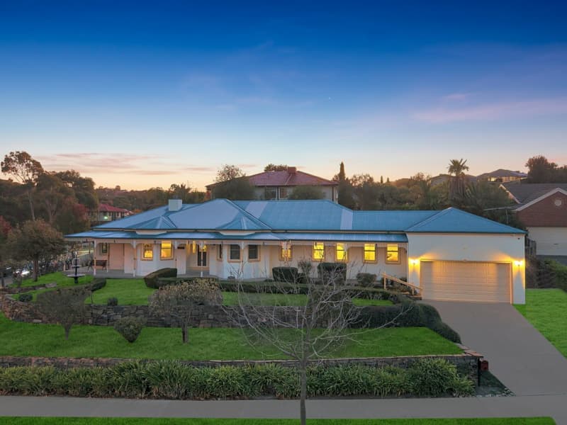 27 Canterbury Avenue, Sunbury, Sunbury - Image 1