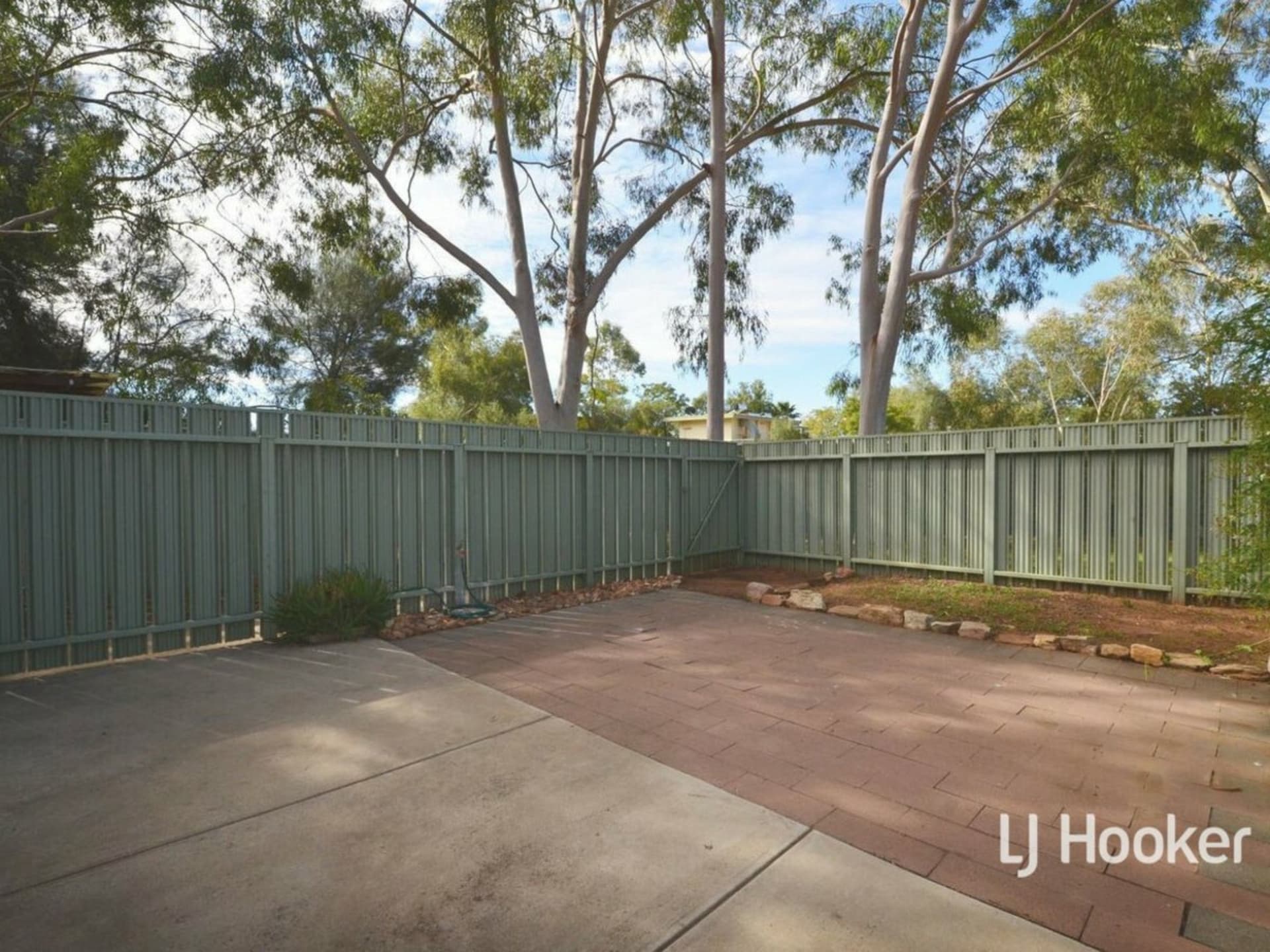 7/111 Bloomfield Street, Gillen, Gillen - Image 1