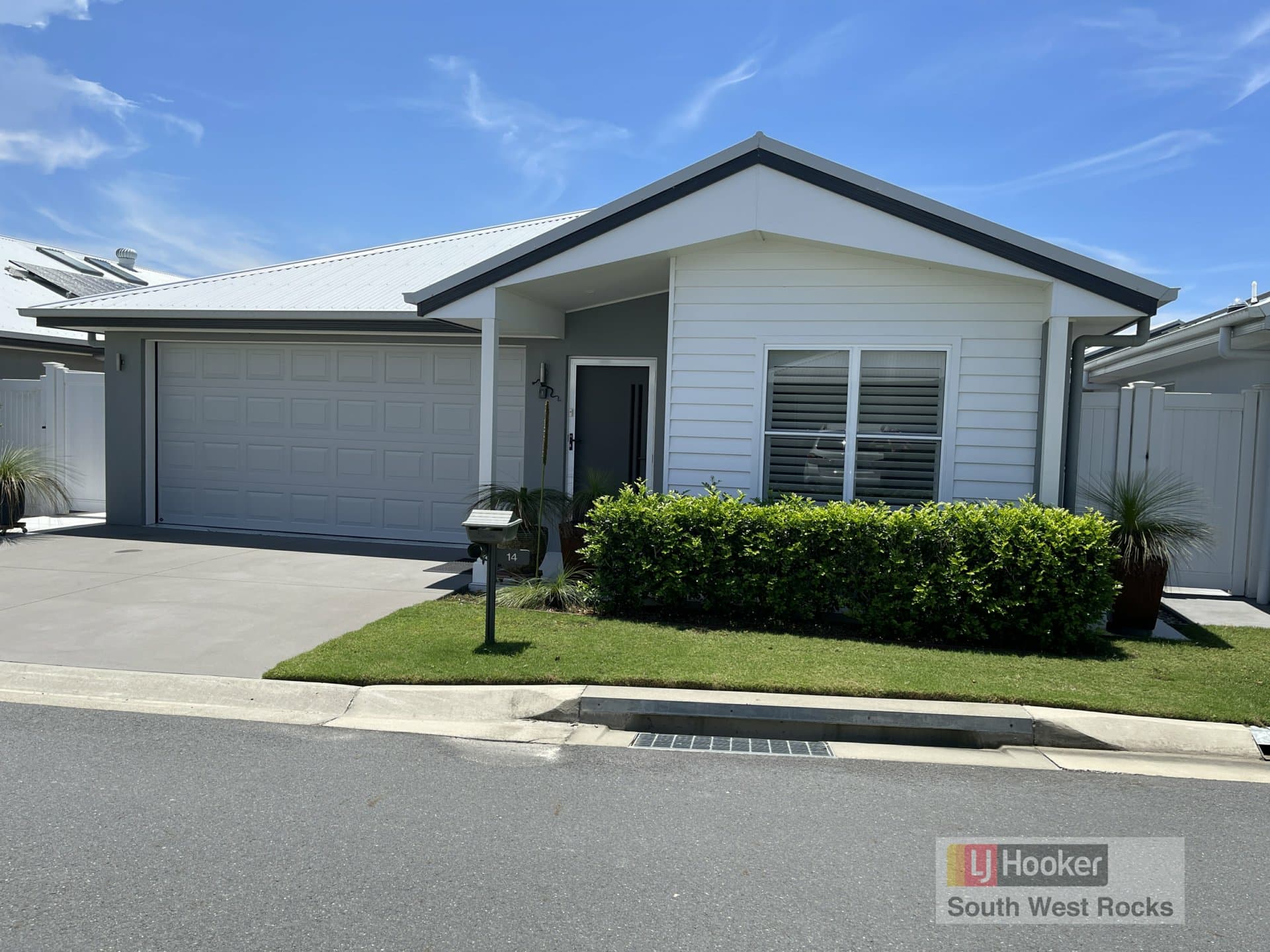14 Oakmont Drive, South West Rocks, South West Rocks - Image 1