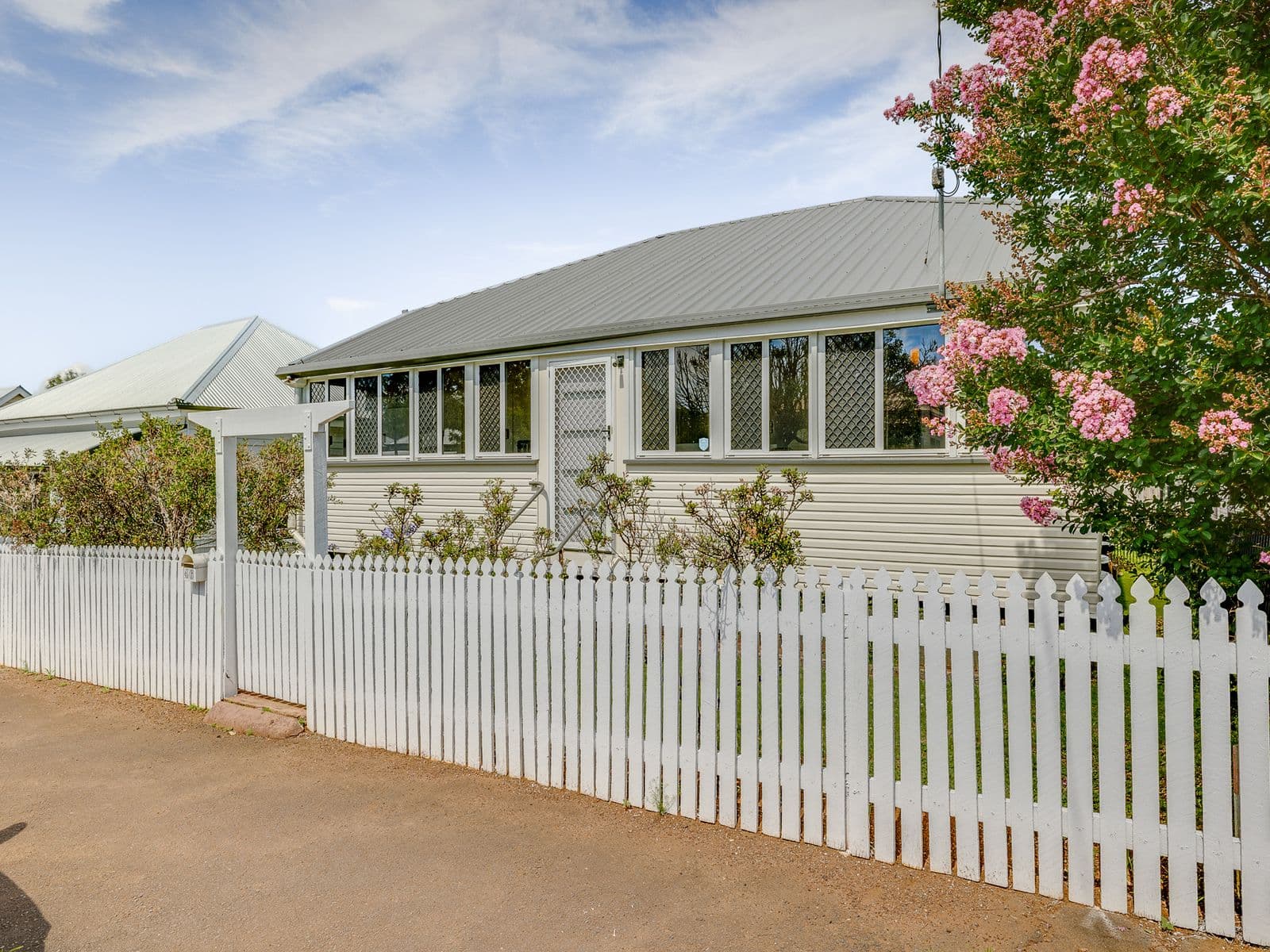 46 Gowrie Street, Toowoomba City - Image 1