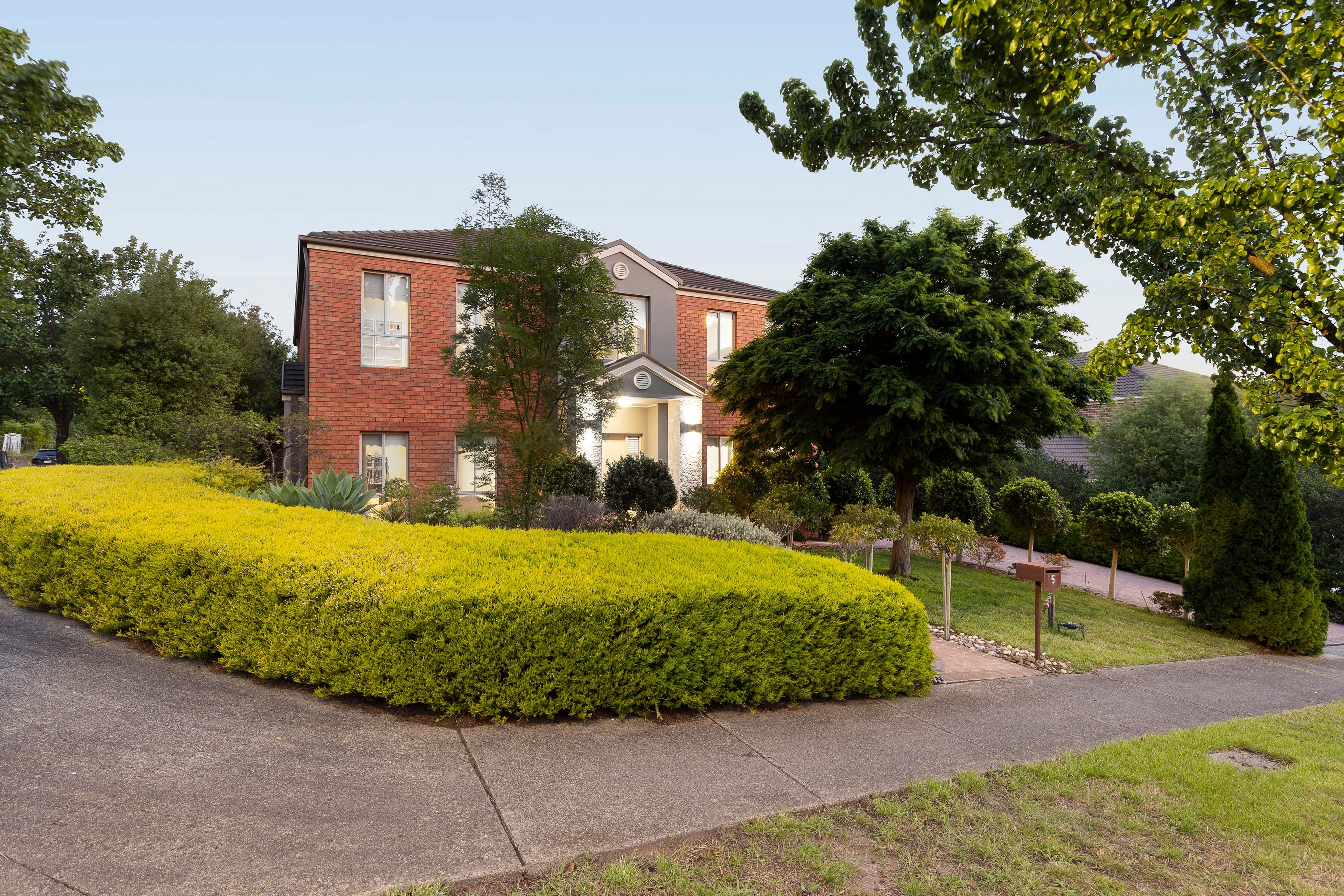 5 Eagleview Way, Craigieburn VIC 3064, Craigieburn - Image 1