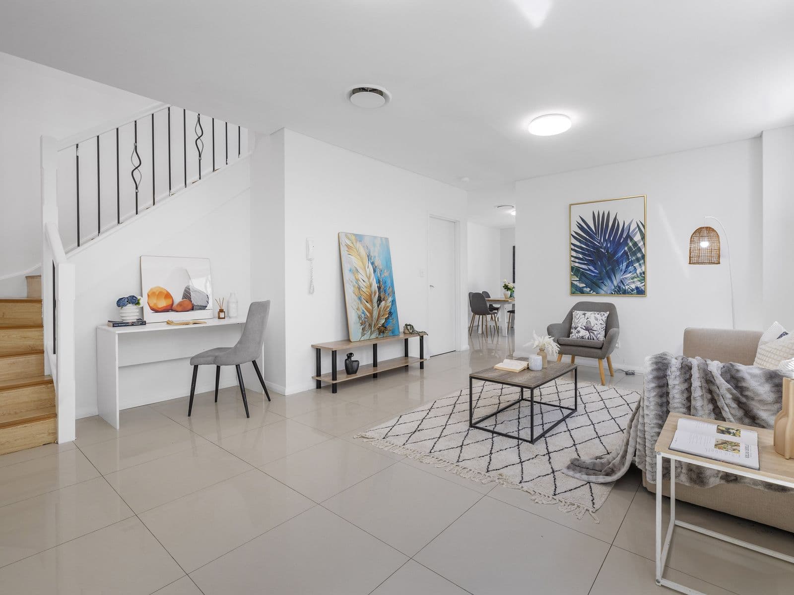 25 Leslie Street, Roselands - Image 1