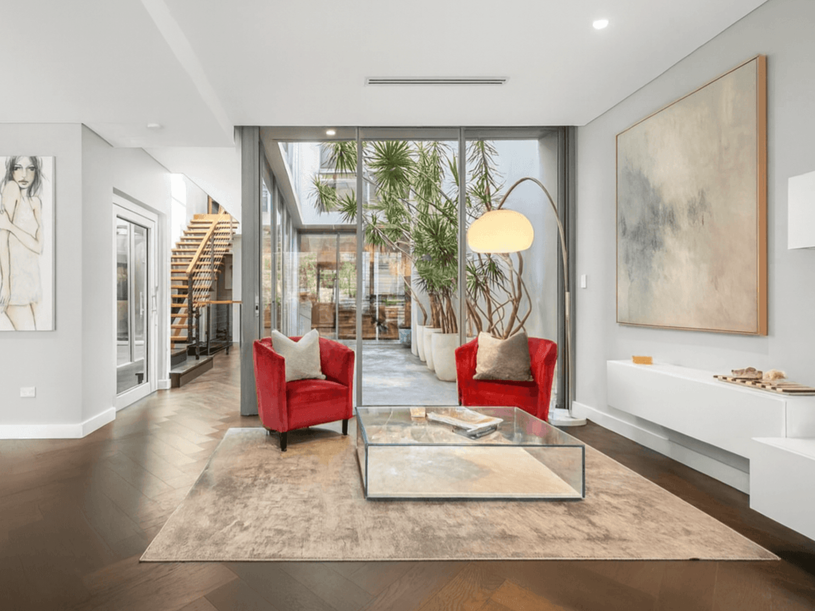 15 Blenheim Street, Queens Park - Image 1
