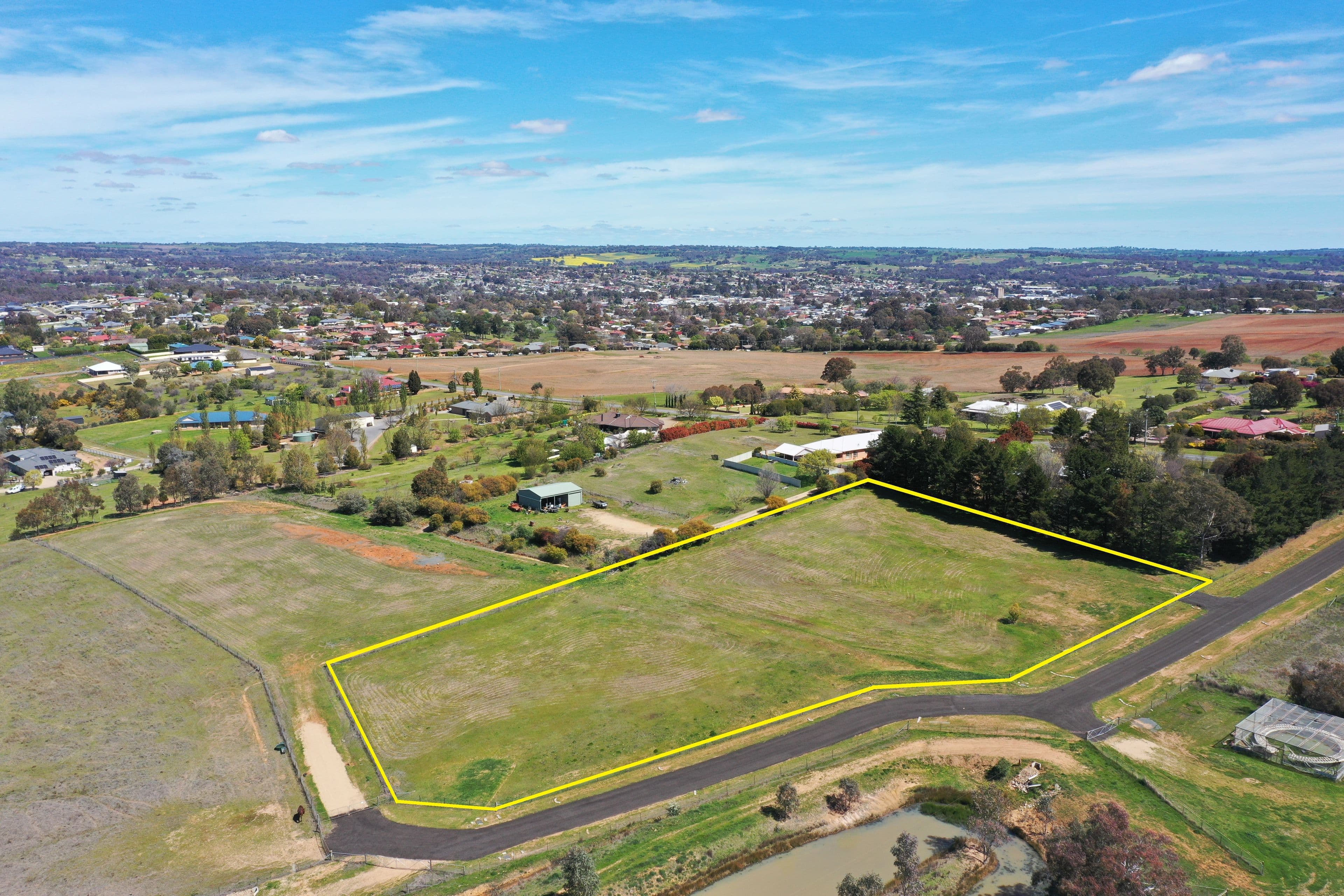 124 Hills Street, Young NSW 2594, Young - Image 1