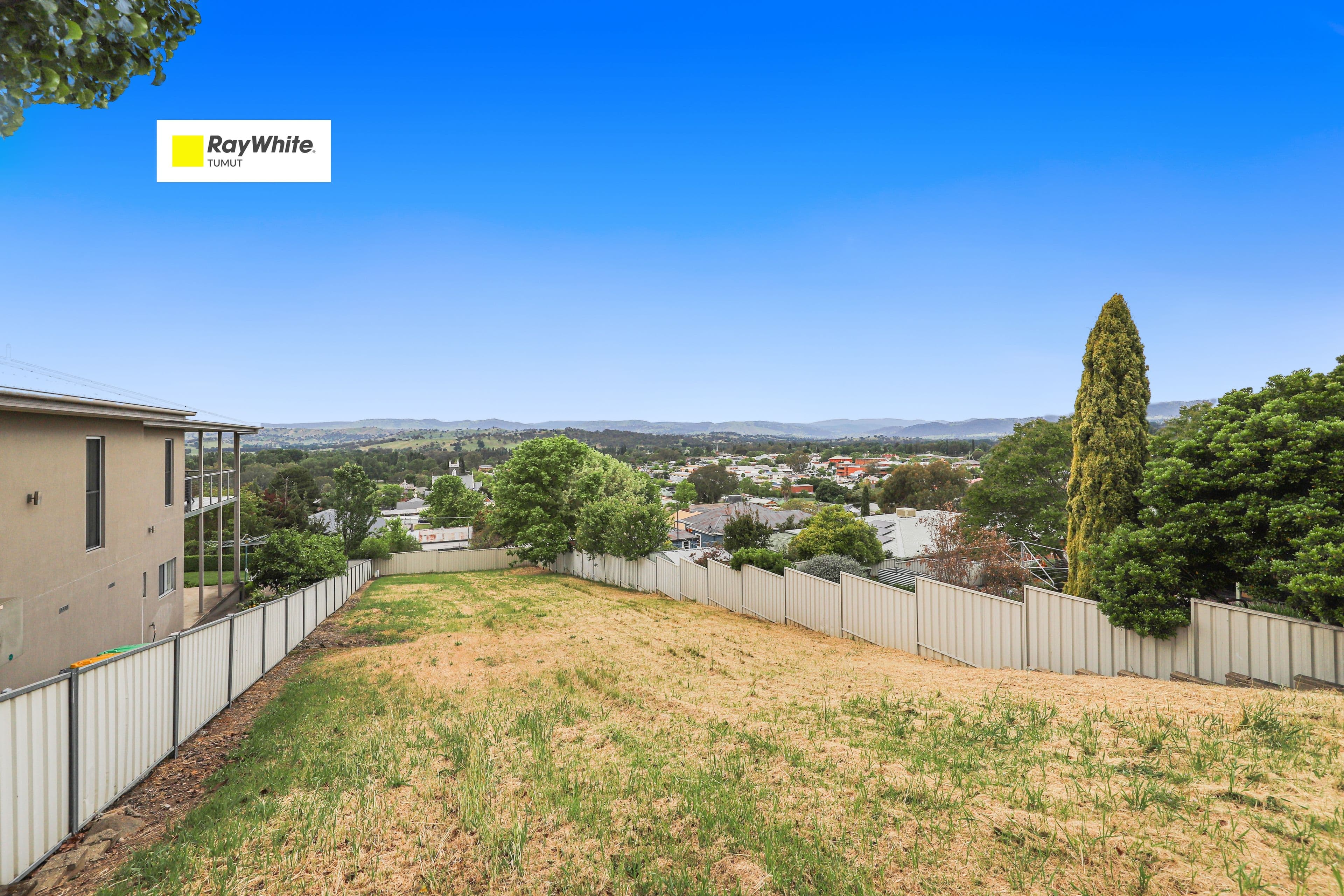 2B Burbury Mews, Tumut NSW 2720, Tumut - Image 1