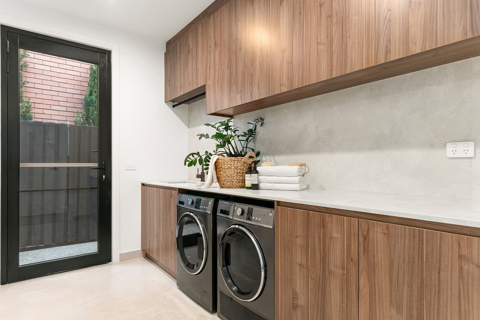 20 Ovens Street, Yarraville, Yarraville - Image 1