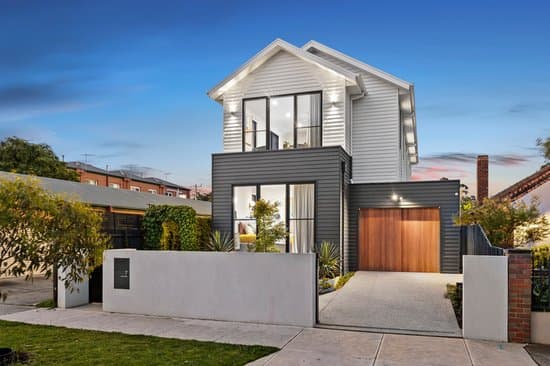 7 Lees Street, Mckinnon, McKinnon - Image 1