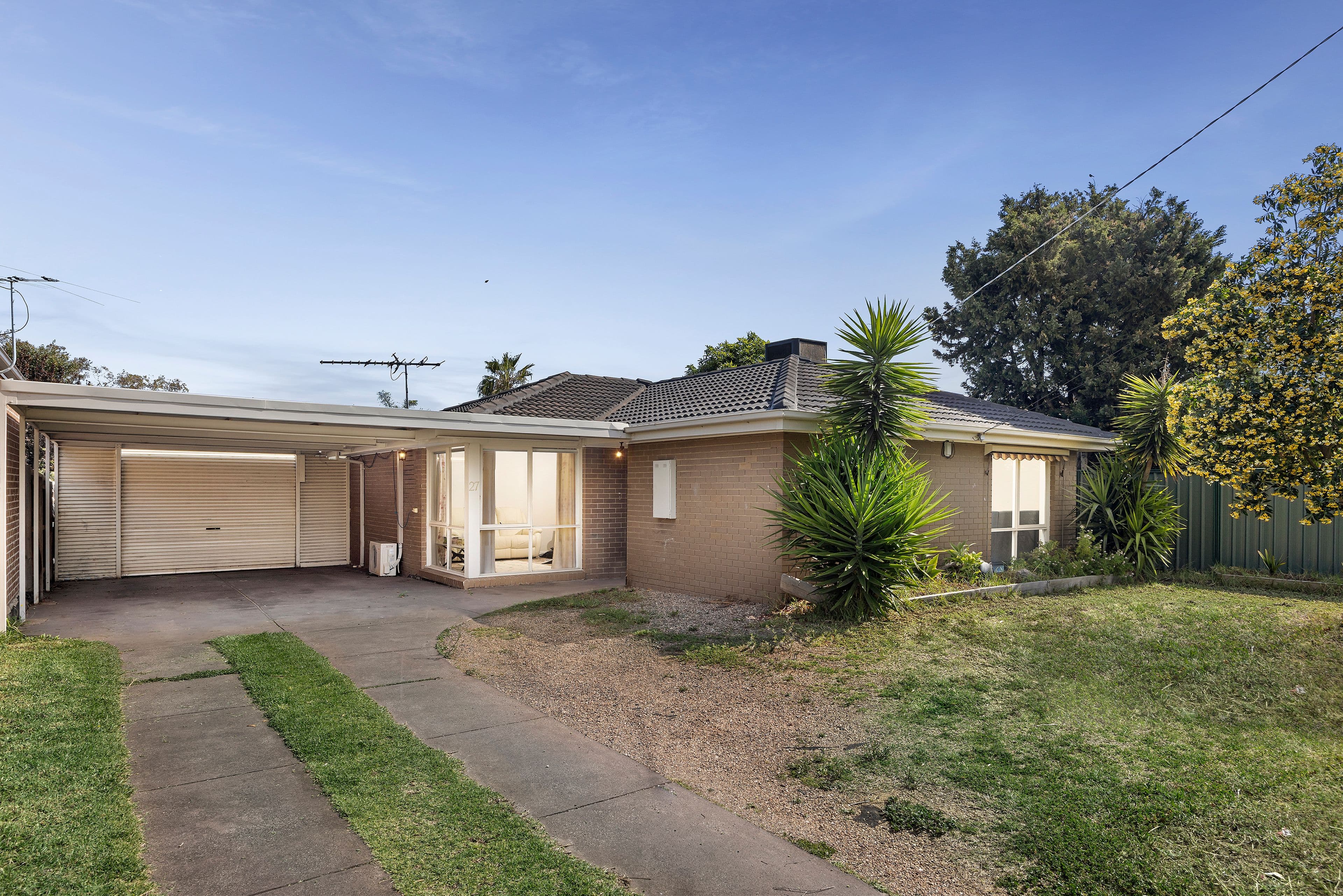 27 Grace Street , Melton South VIC 3338, Melton South - Image 1