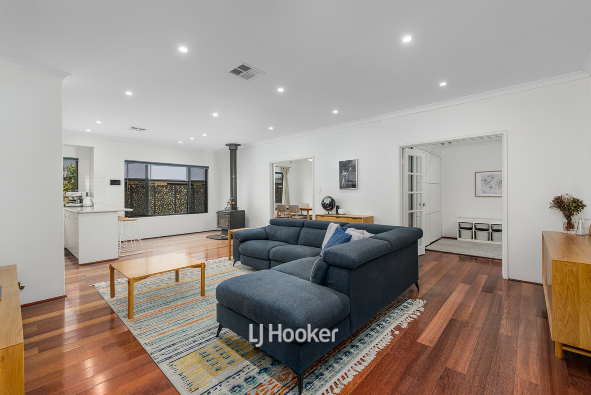 10 Robinhood Road, Dalyellup, Dalyellup - Image 1