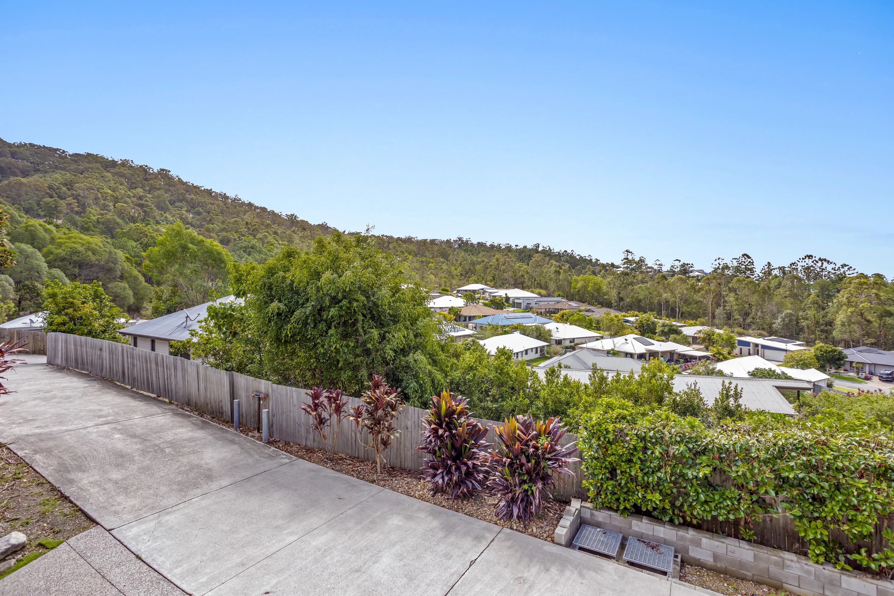 8 Morning Sun Court , Maudsland QLD 4210, Maudsland - Image 1