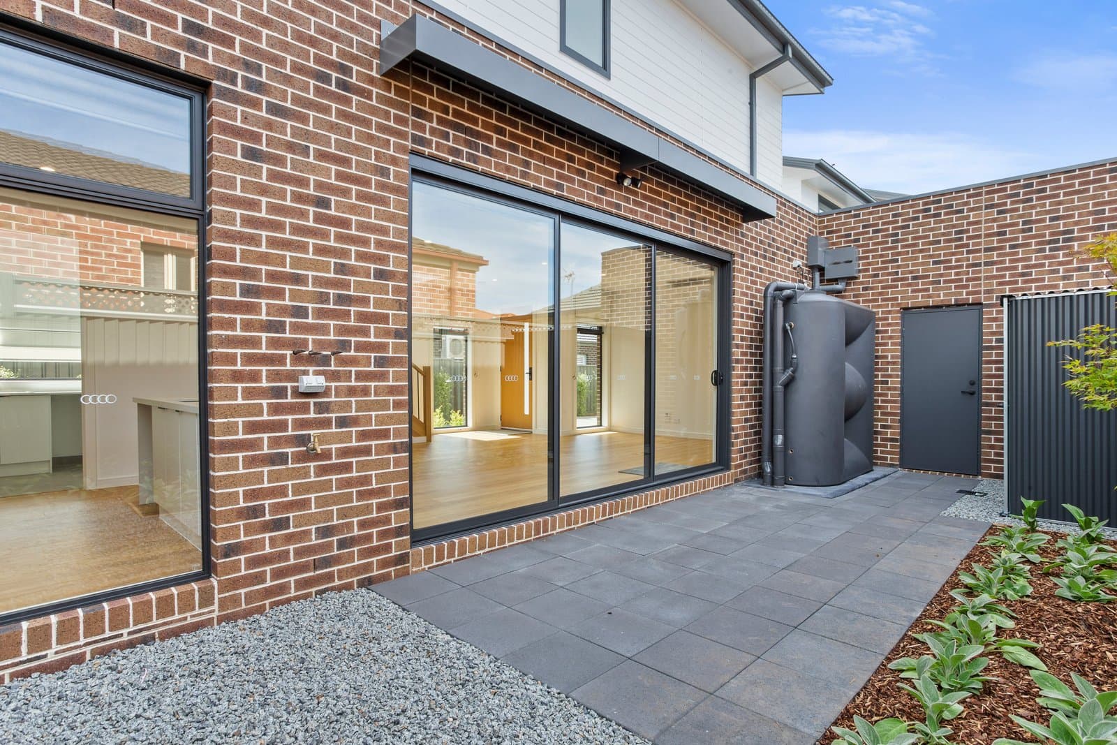 2/25 Hart Street, Airport West VIC 3042, Airport West - Image 1