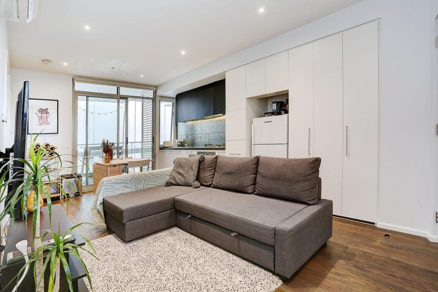 202/229 Bridge Road, Richmond, Richmond - Image 1