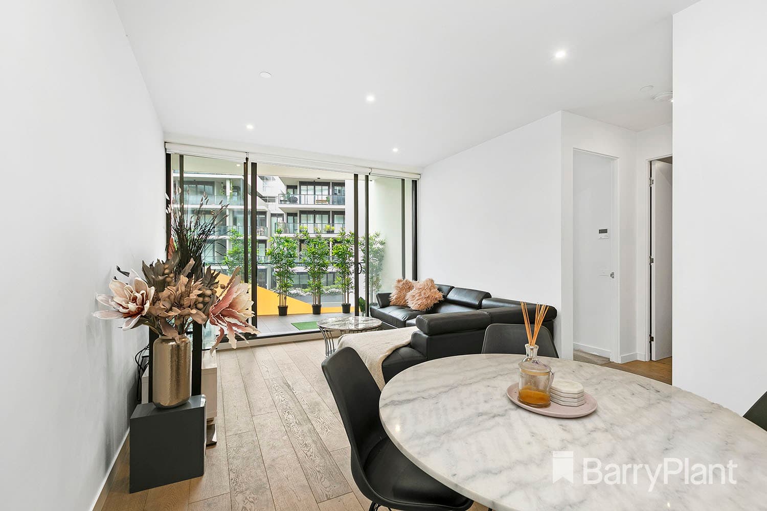 230/222 Bay RoadSandringham, VIC 3191, Unknown - Image 1