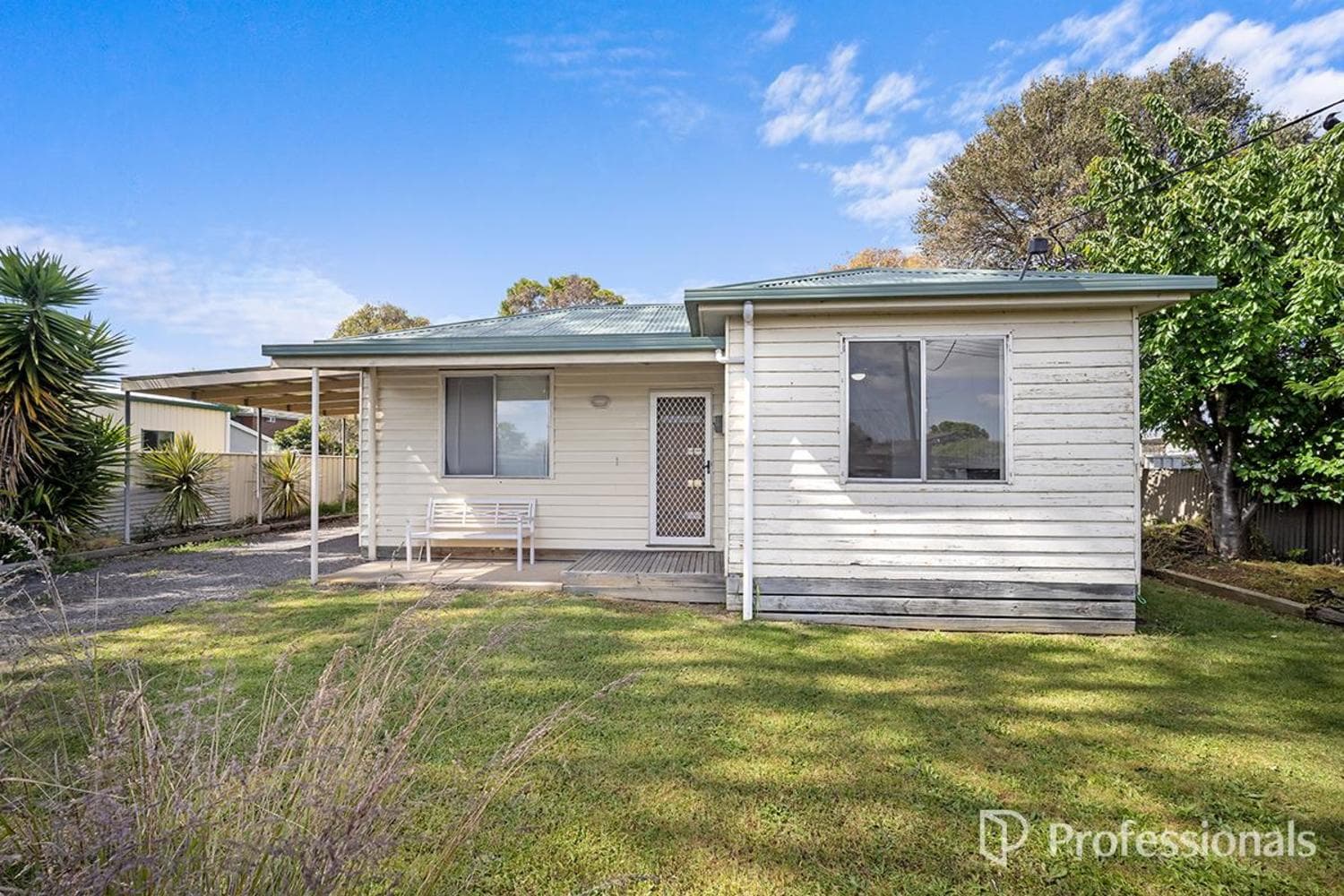 10 Wells Street, Hamilton VIC 3300, Hamilton - Image 1