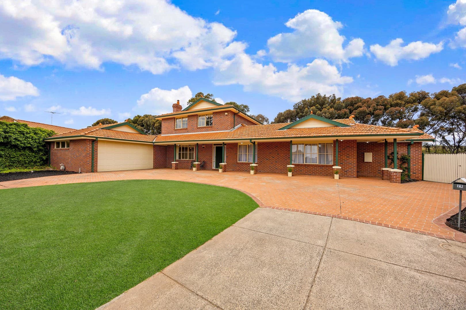 29 Santa Monica Drive, Taylors Lakes, VIC 3038, Keilor Lodge - Image 1