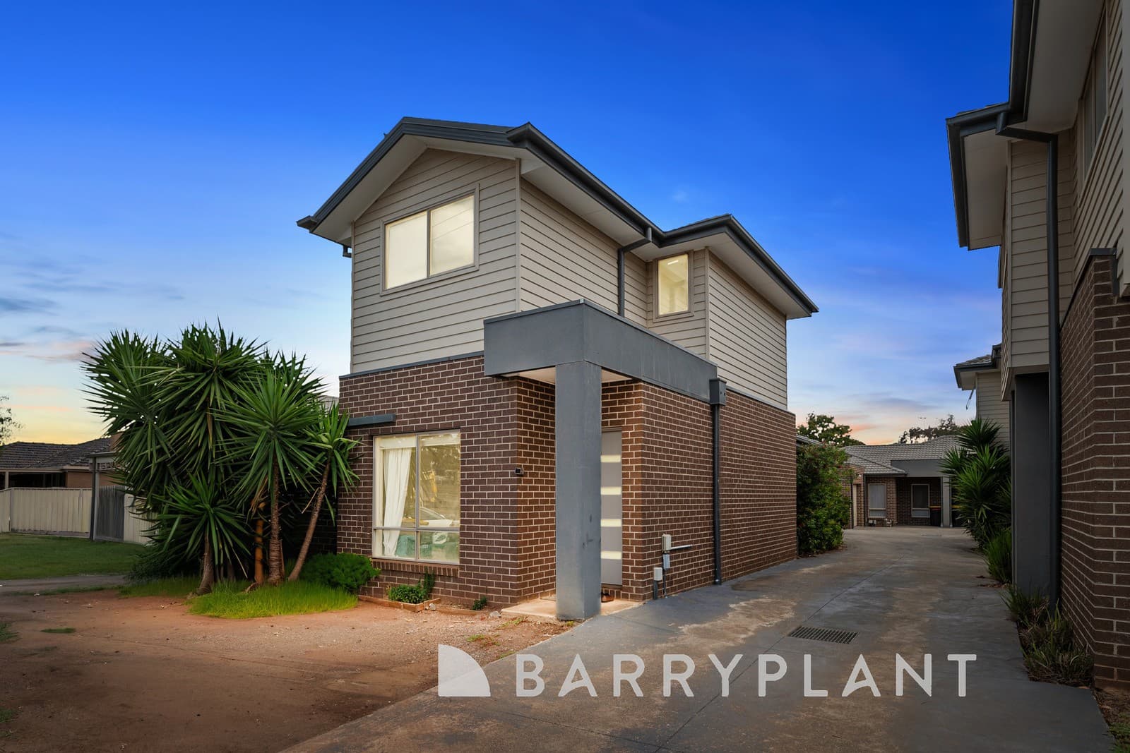 1/25 Staughton Street, Melton South, VIC 3338, Melton South - Image 1