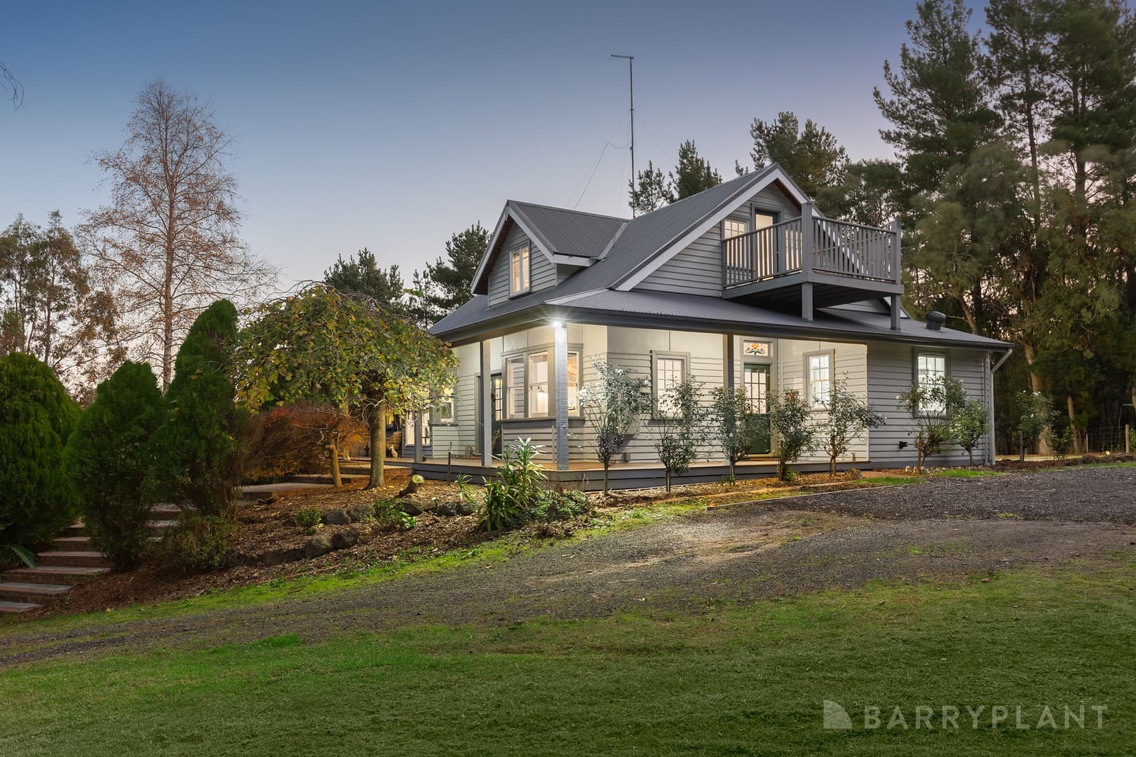 955 Toomuc Valley Road, Pakenham Upper - Image 1