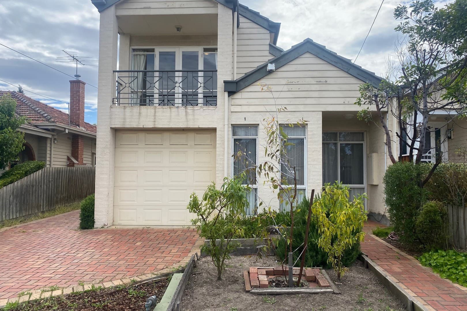 21 Carrington Street, Pascoe Vale South - Image 1