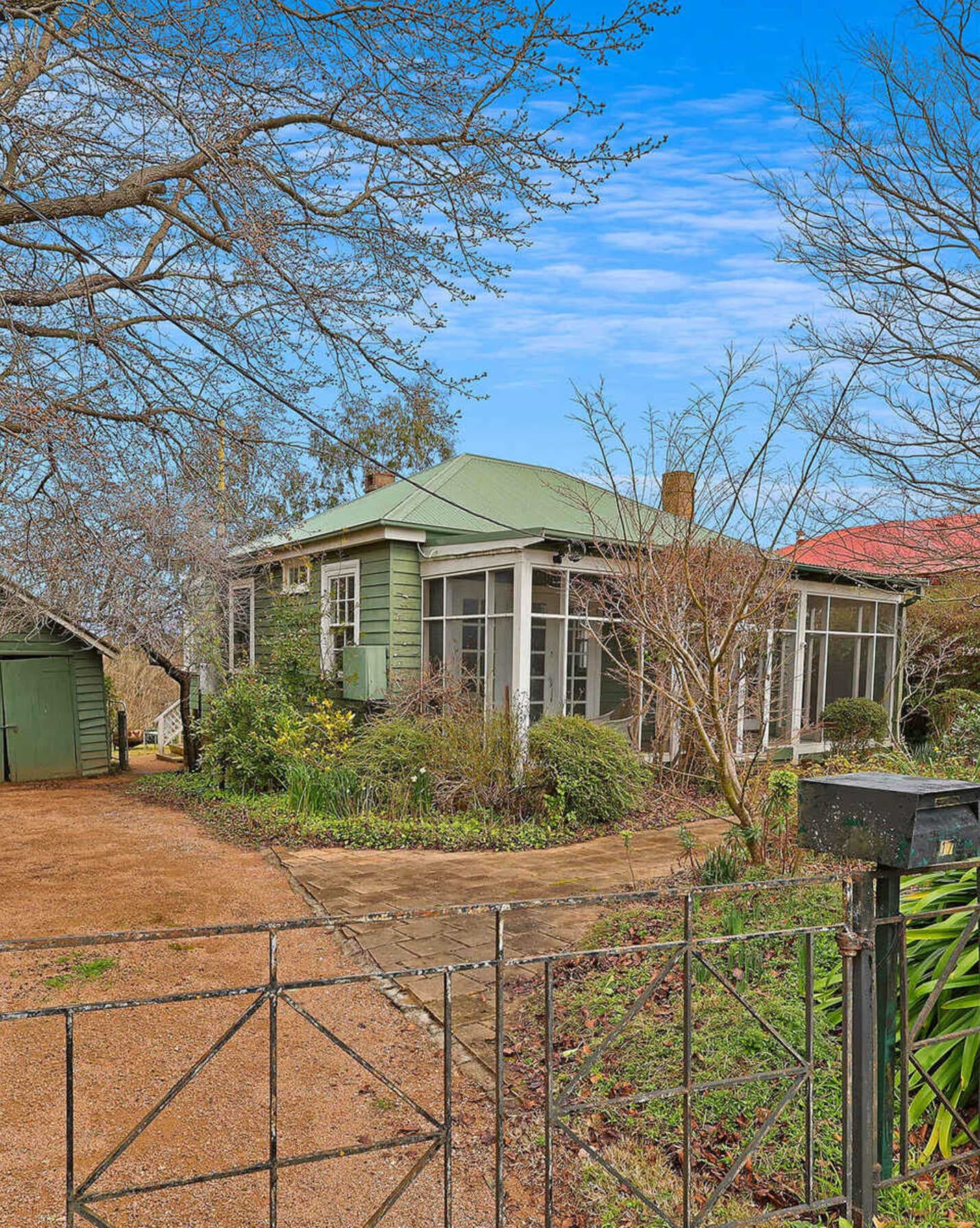 17 Valetta Street Moss Vale, Moss Vale - Image 1