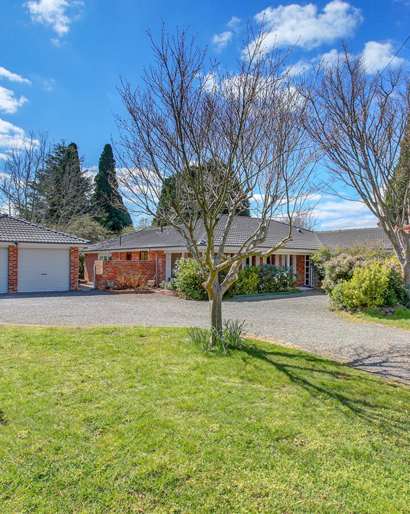 5 Coromandel Place Moss Vale, Moss Vale - Image 1