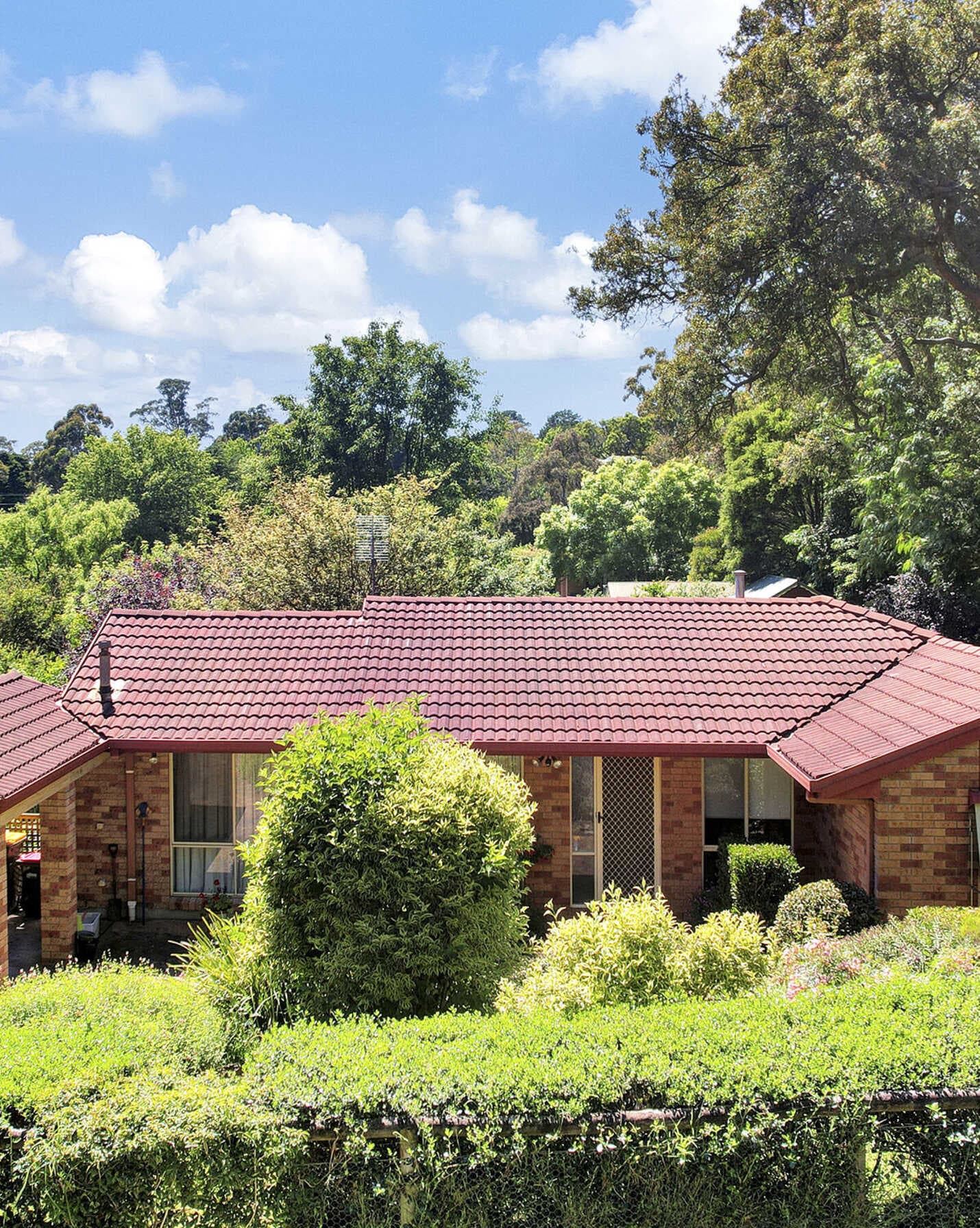 35 Ellsmore Road Bundanoon, Bundanoon - Image 1