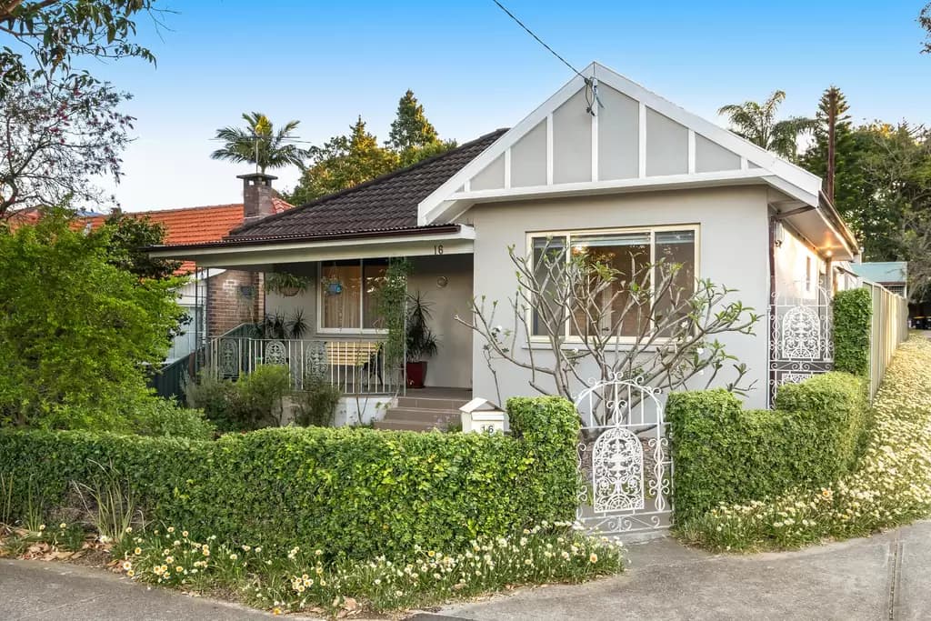 219-223 & 225 Deepfields Road, Catherine Field - Image 1