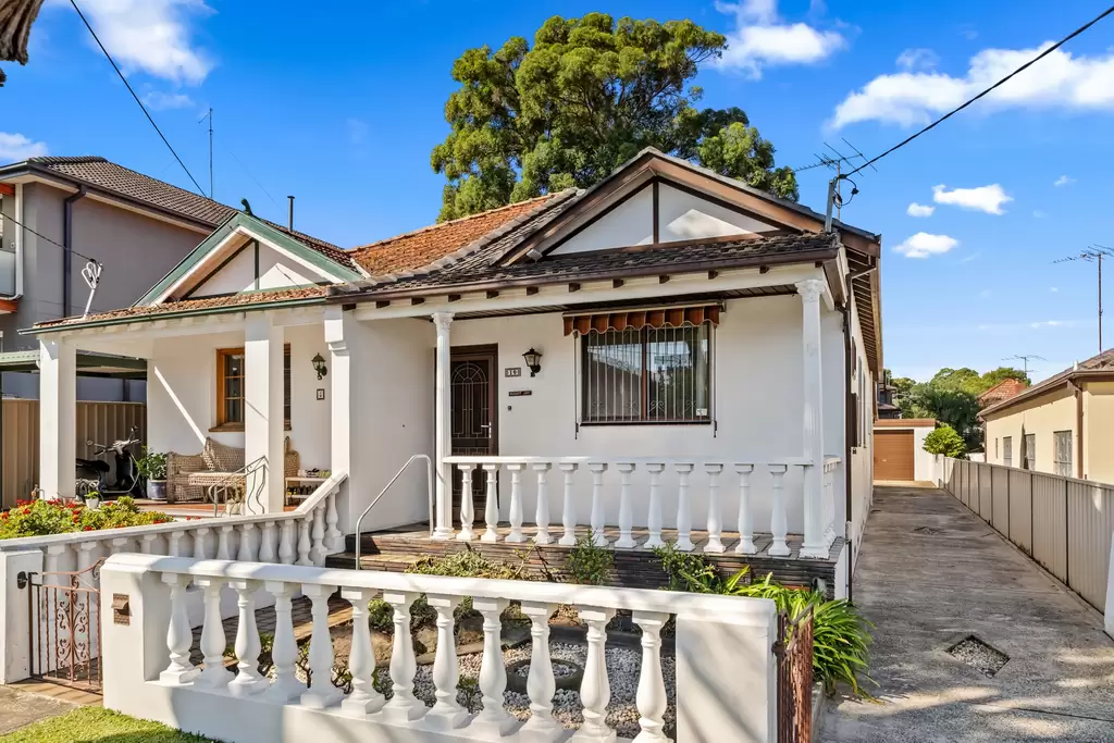 6/7-13 Denham Street, Bondi, North Nowra - Image 1