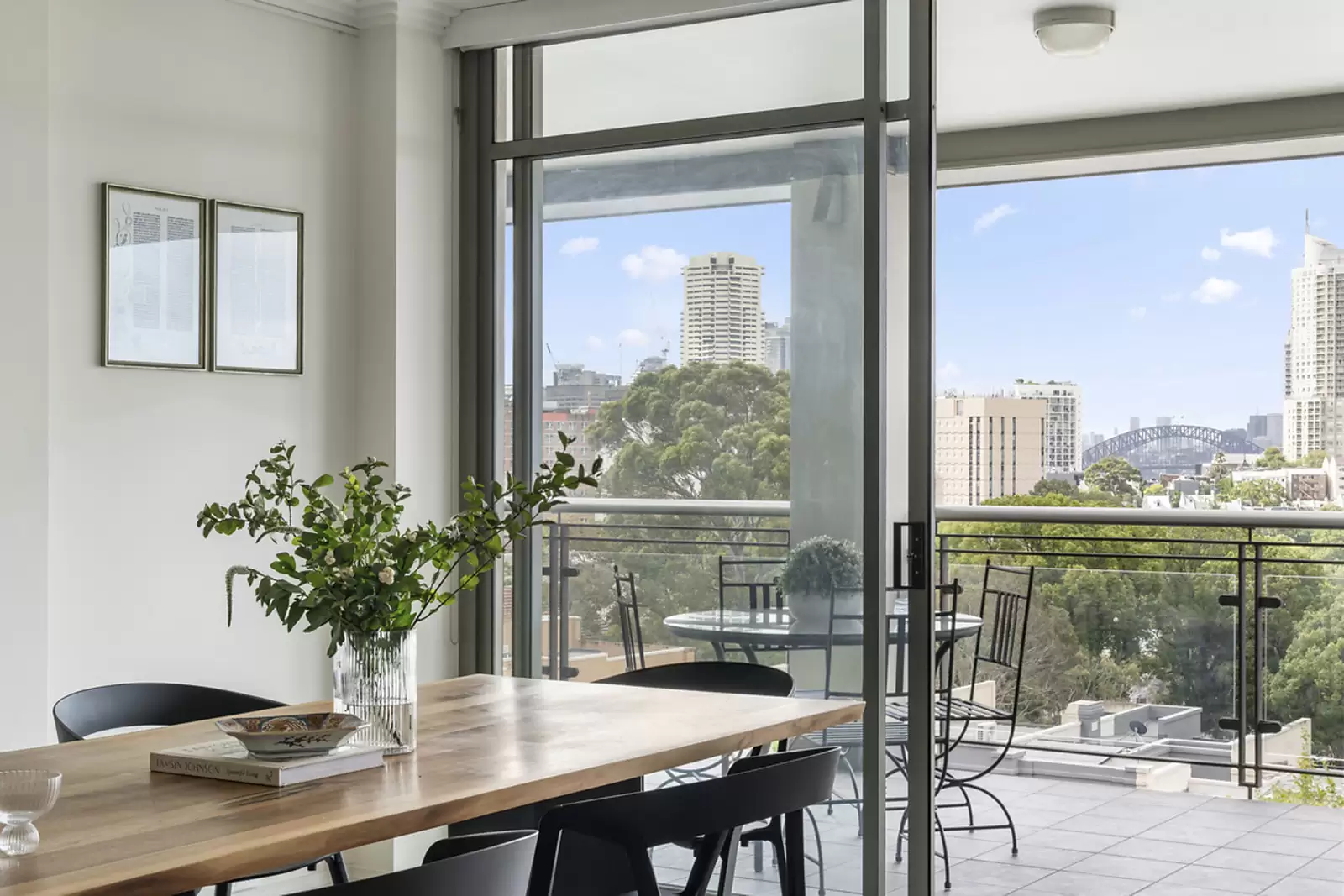 24/42 Flinton Street, Paddington, Basin Pocket - Image 1