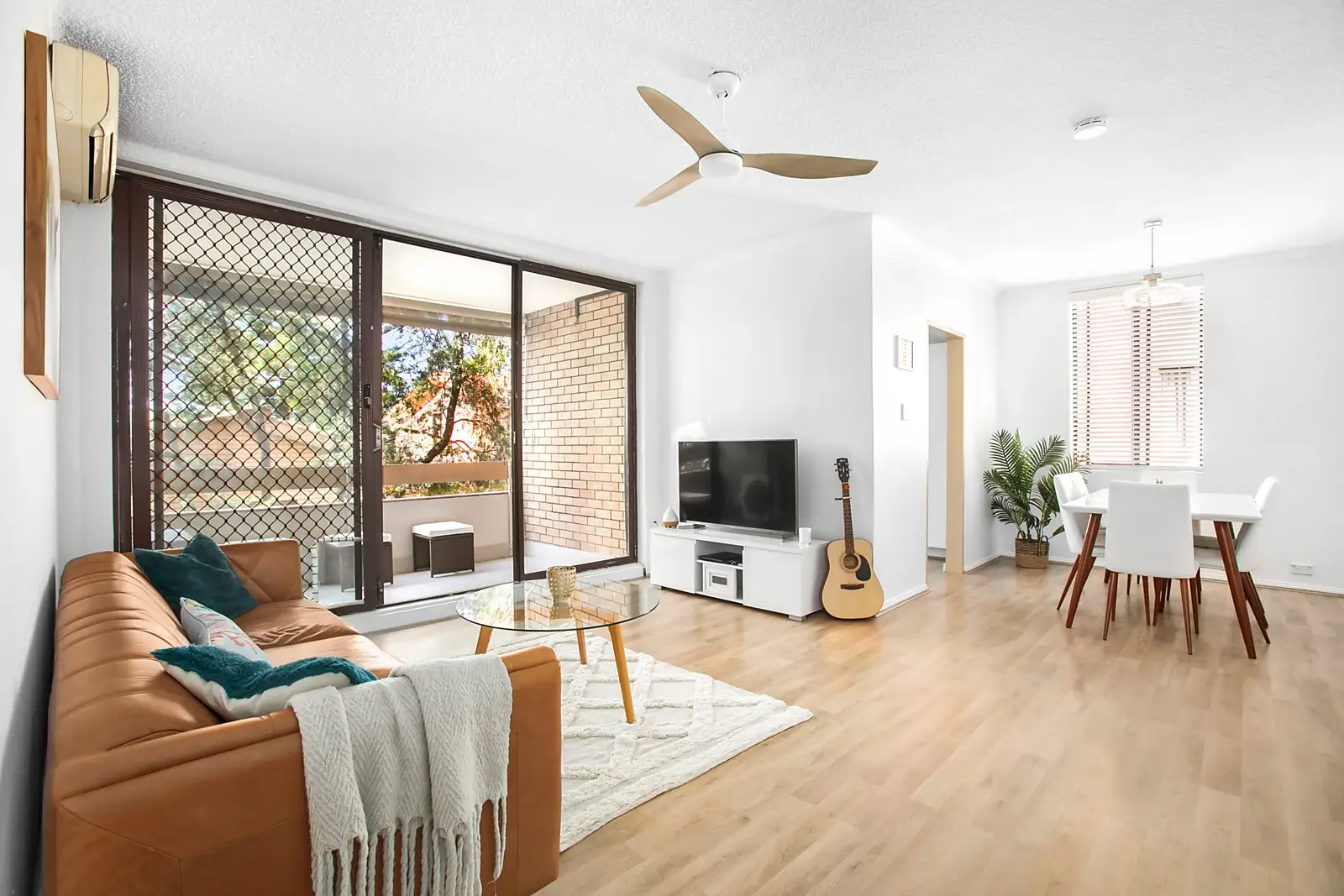 27/22 Tunbridge Street, Mascot, Paddington - Image 1