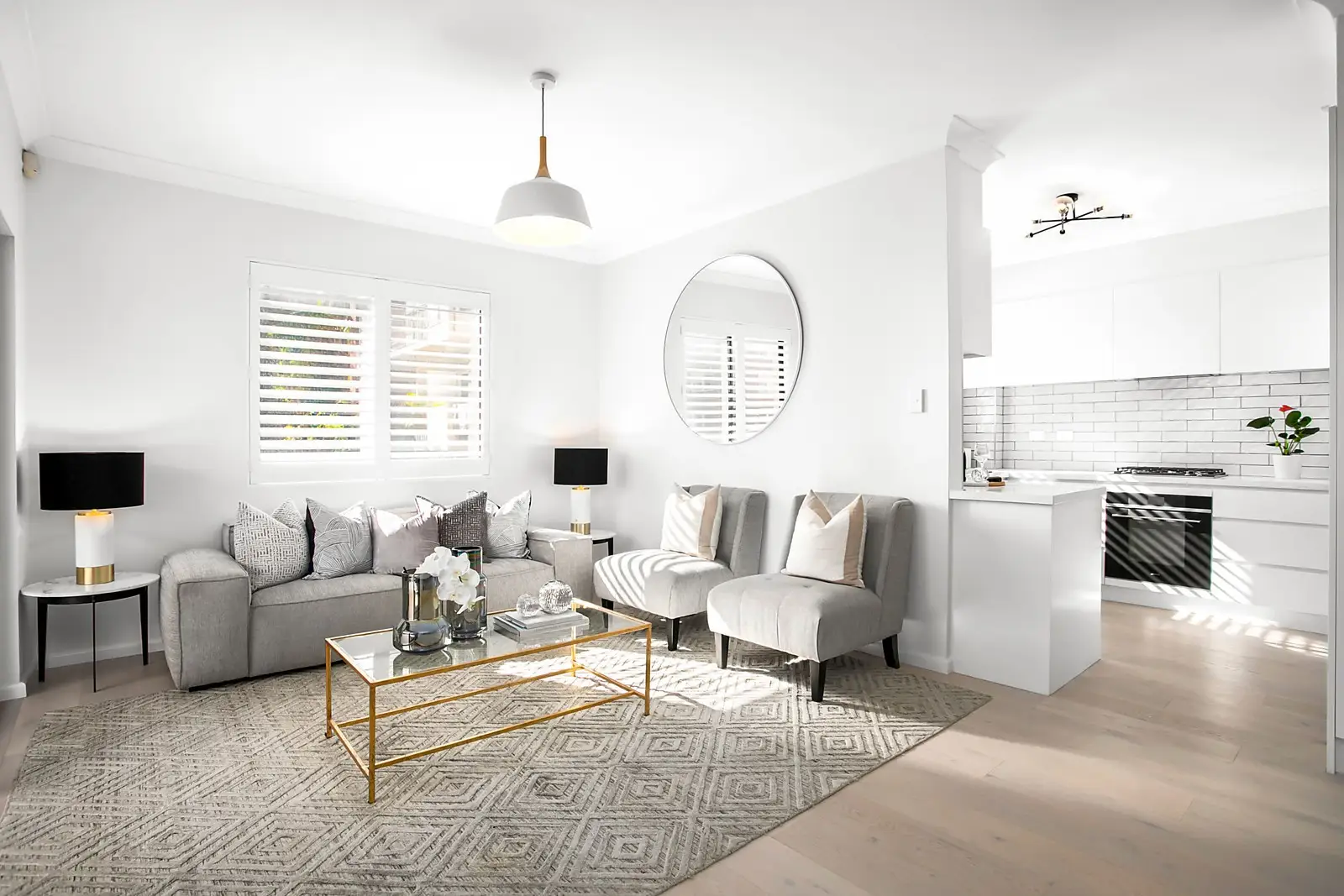 13/98 Mount Street, Coogee, Kenmore - Image 1