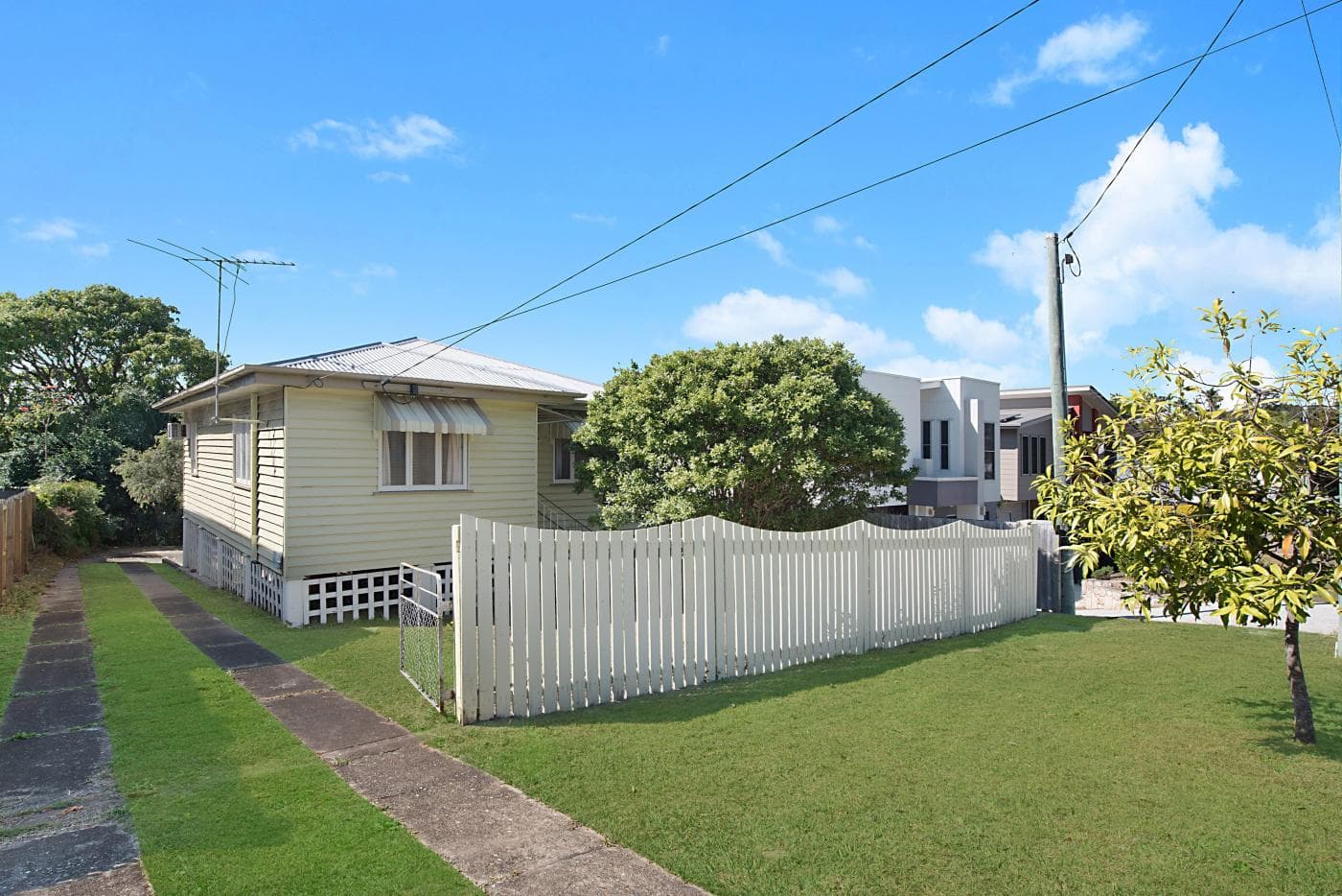 3/5-9 Marlene Crescent, Greenacre - Image 1