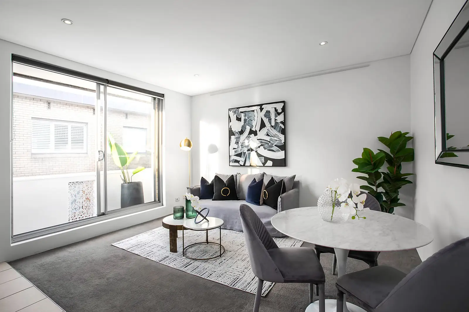11/108-110 Mount Street, Coogee, Karalee - Image 1