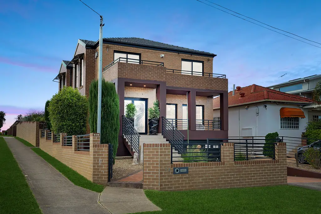 2/2 Holt Street, Rhodes - Image 1