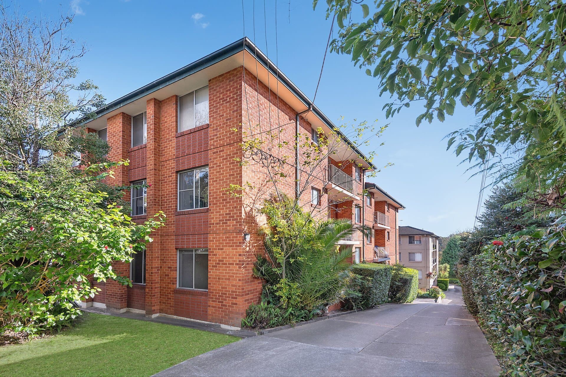 3/20 Meadow Crescent, Burwood Heights - Image 1