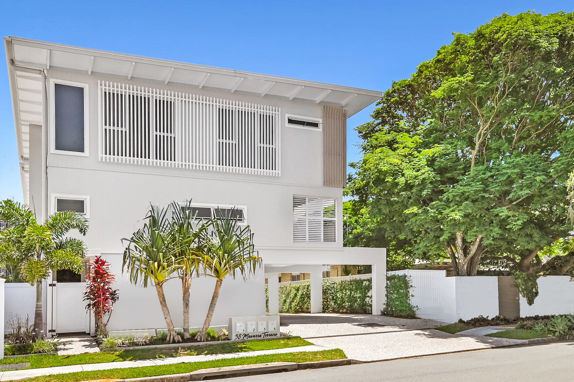 2/38 Mawarra Street, Chevron Island, QLD, 4217, Chevron Island - Image 1