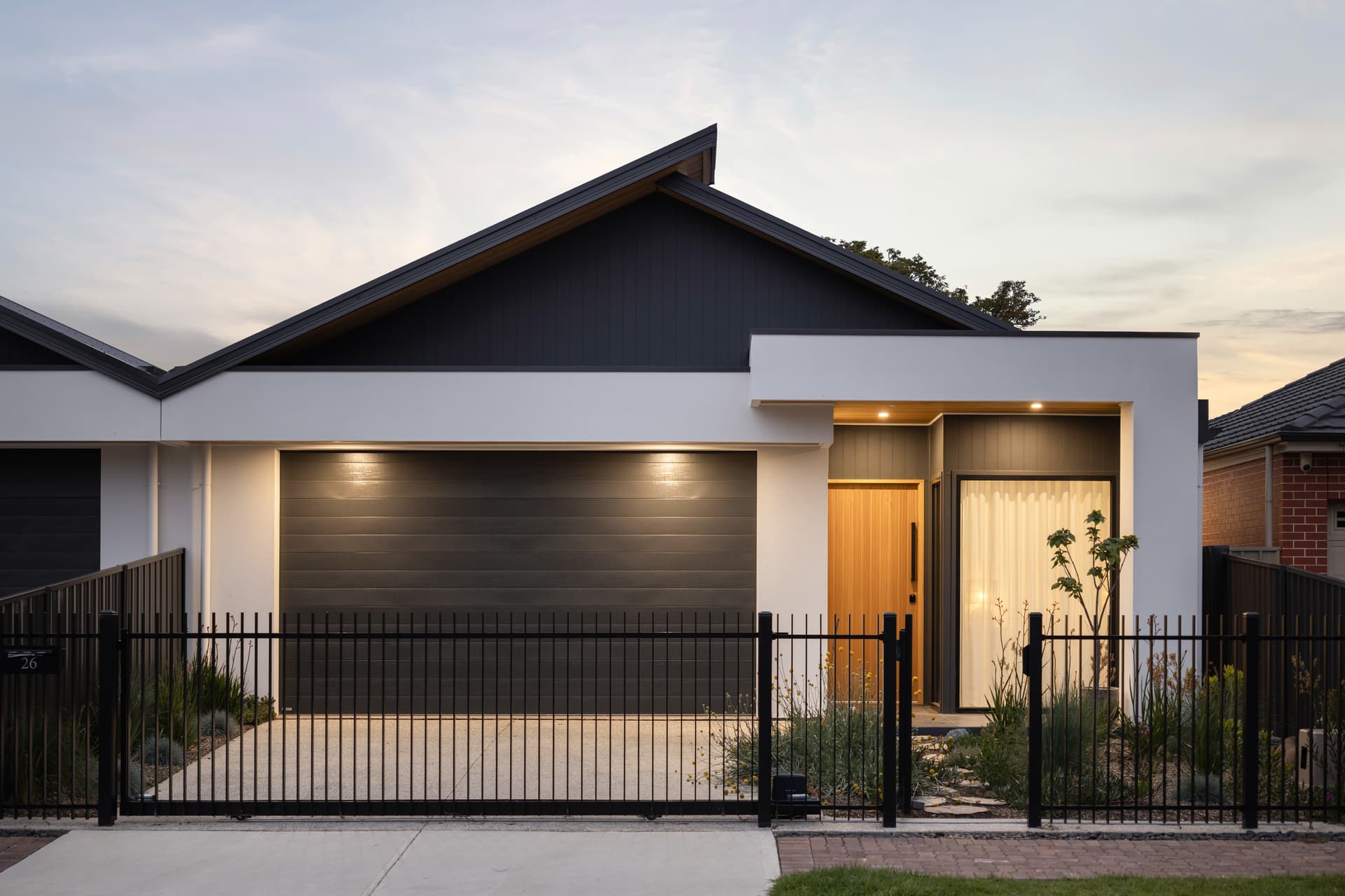 26 Sharpie Crescent, Grange - Image 1