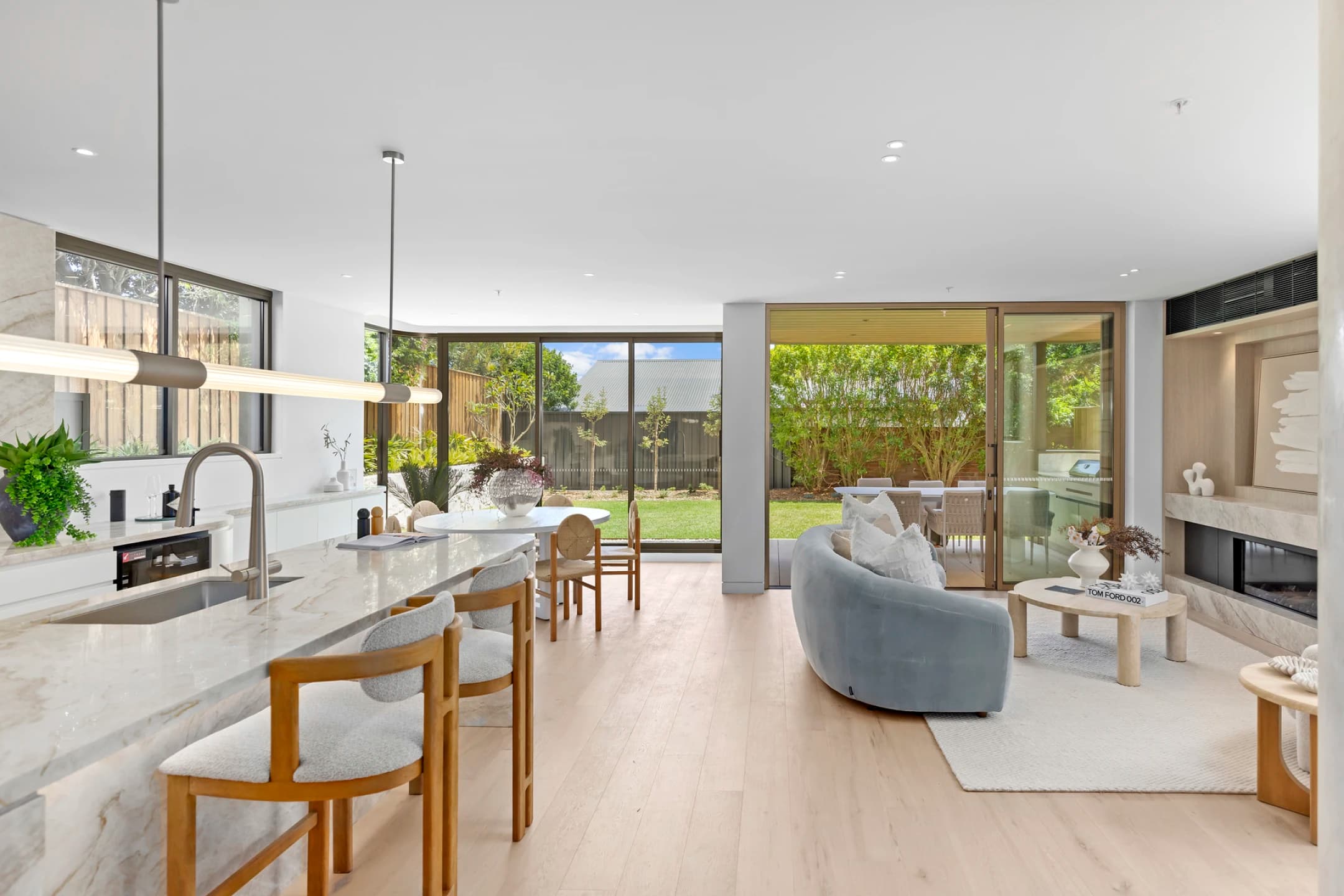1 / 90 Queenscliff Road, Queenscliff NSW 2096, Queenscliff - Image 1
