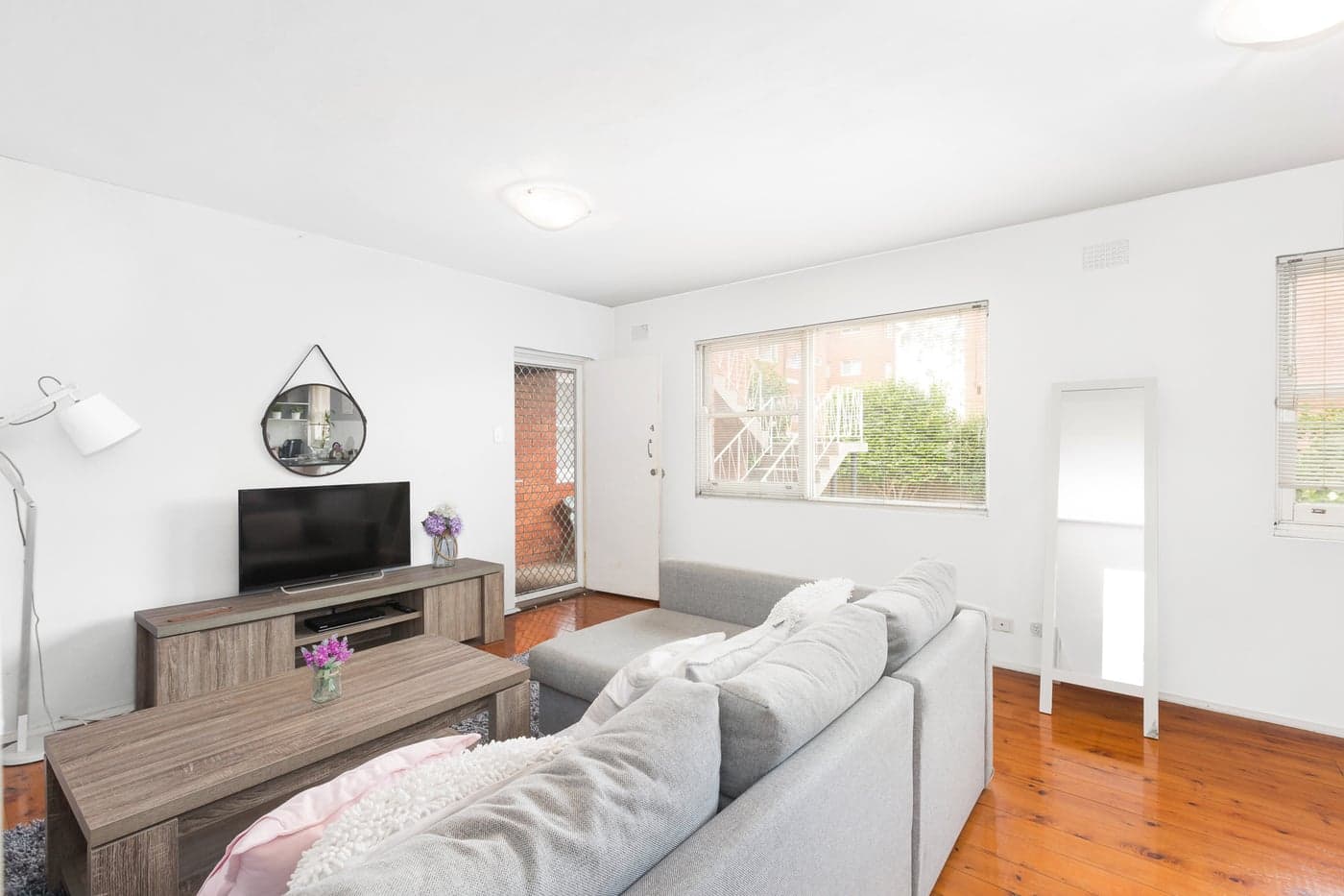 4/51 Caronia Avenue, Woolooware - Image 1