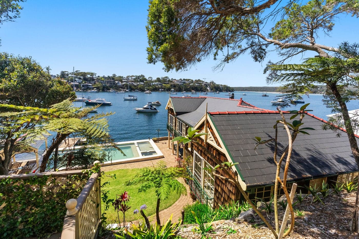 10 Cumbee Lane, Caringbah South - Image 1