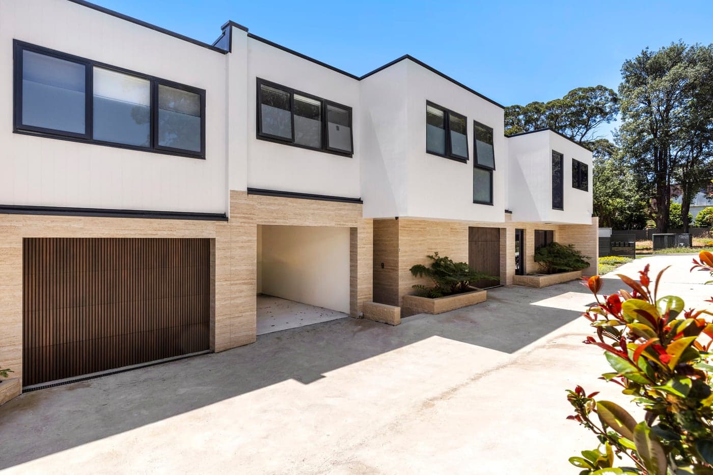 2/7 Hunter Street, Heathcote - Image 1