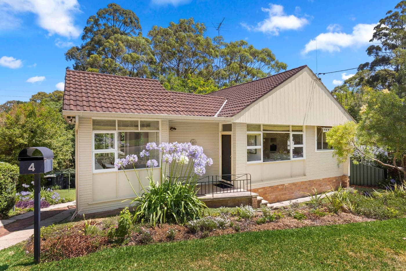 4 Erang Avenue, Kirrawee - Image 1