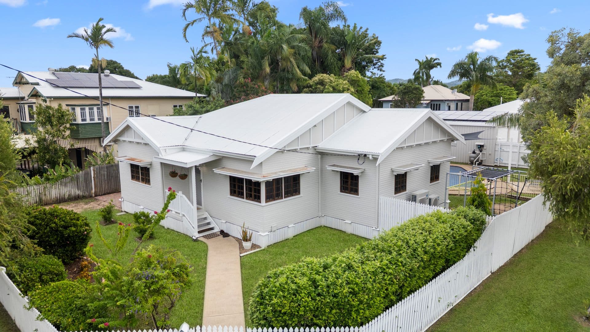16 Hopkins Street, Currajong, QLD, 4812, Currajong - Image 1