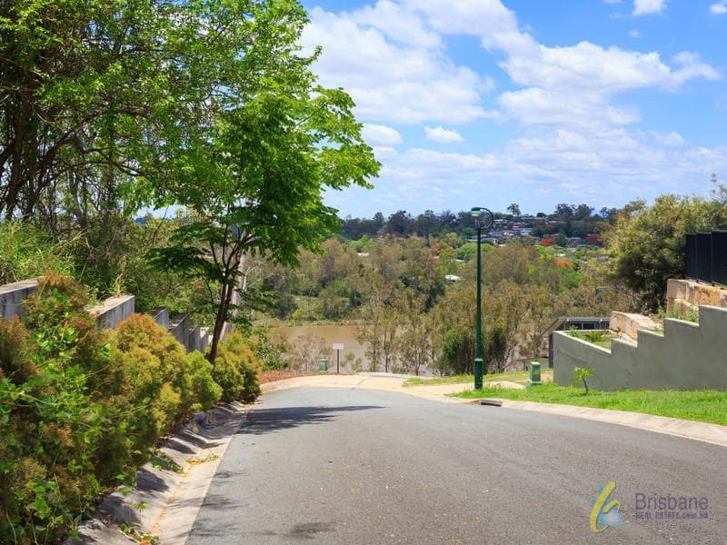 13 Choice Cl, Kenmore - Image 1