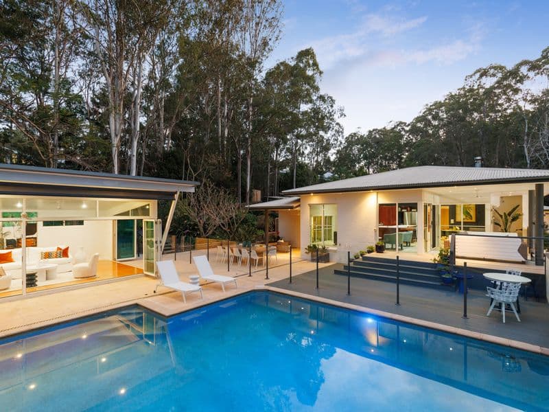 10/27 Pine Street, Randwick, Pullenvale - Image 1